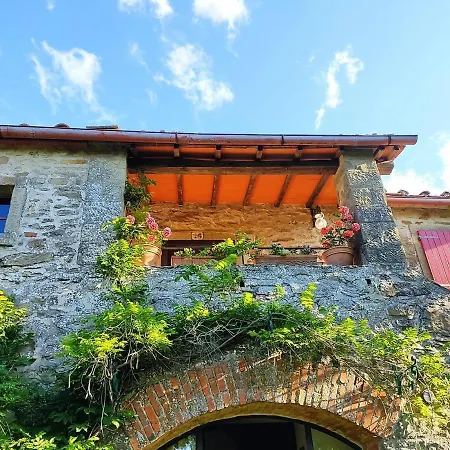 Farm stay Borgo Ornina