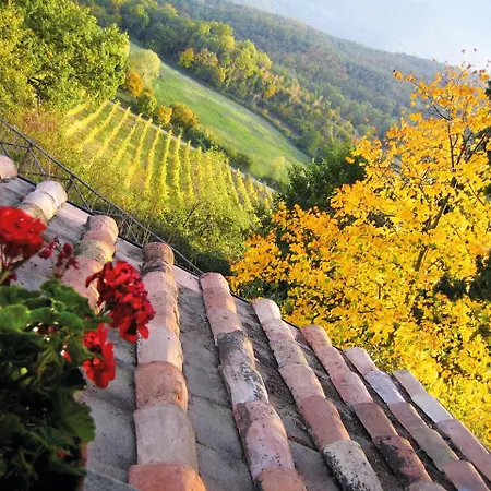 Borgo Ornina ファームステイ *