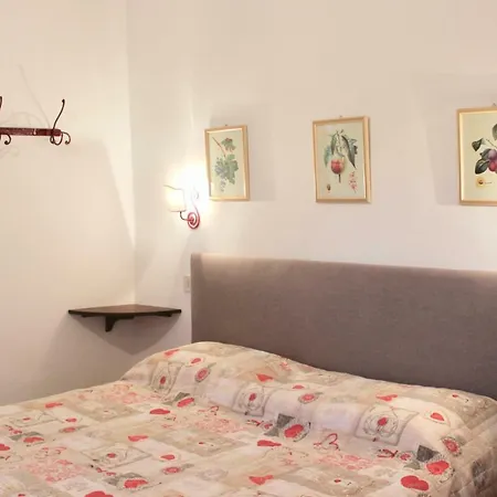 Borgo Ornina ファームステイ Salutio